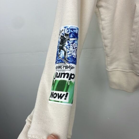 Zara Kids Sweatshirt with Hood graffiti print size 9-10 - Picture 4 of 10